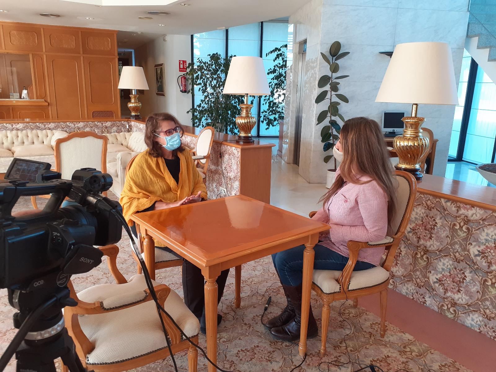 TV Olot interviews Ada Castells